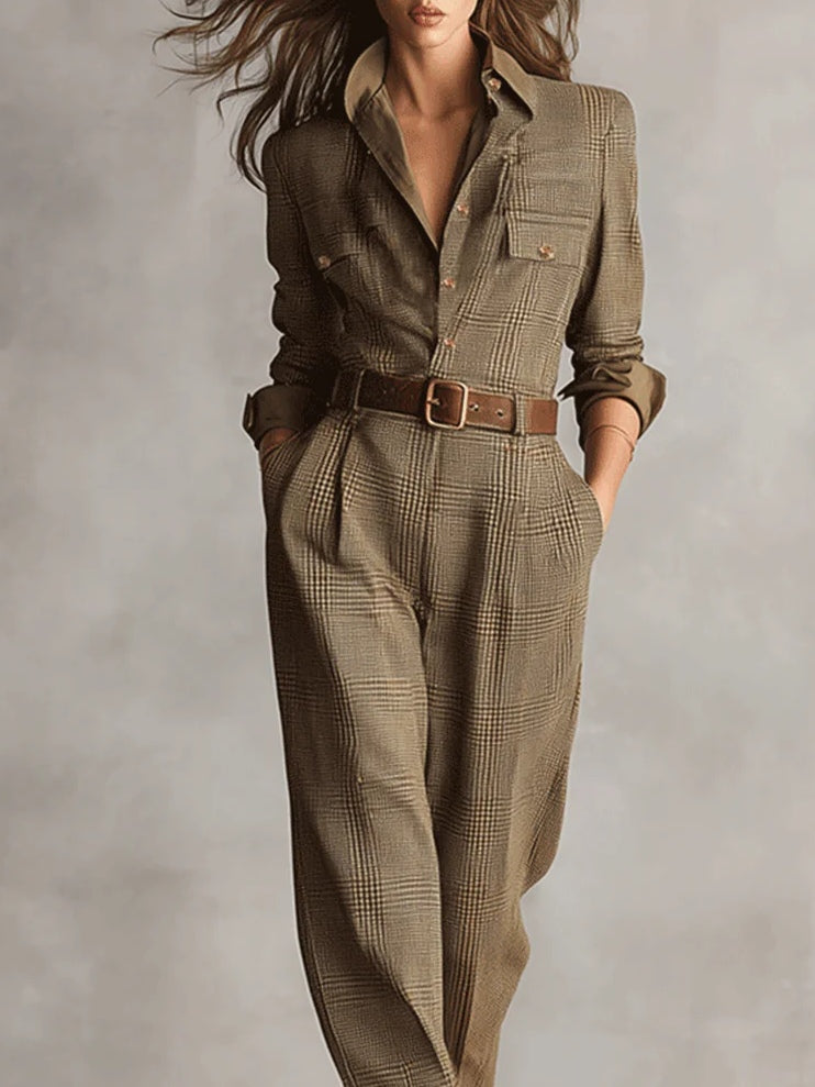 Plaid jumpsuit with sophisticated details
