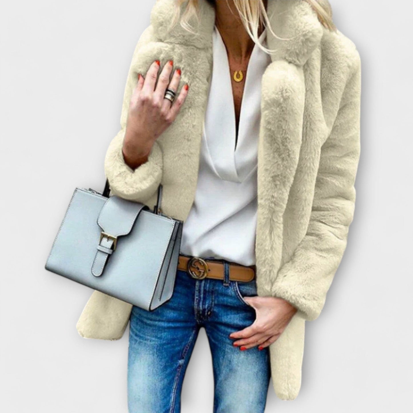 Abrigo cálido y suave de invierno